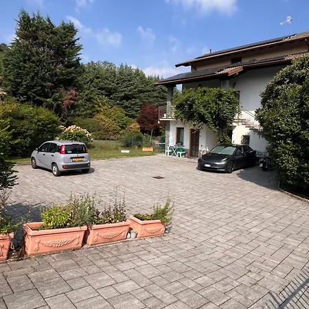 Apartment Casa Arnold With Garden Near Maggiore *